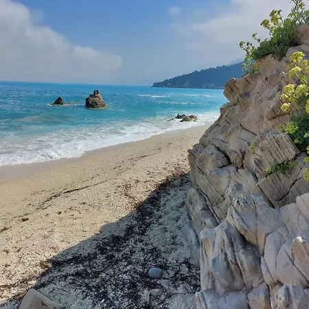 Azure Horizon Apartment, Kefalonia Angon