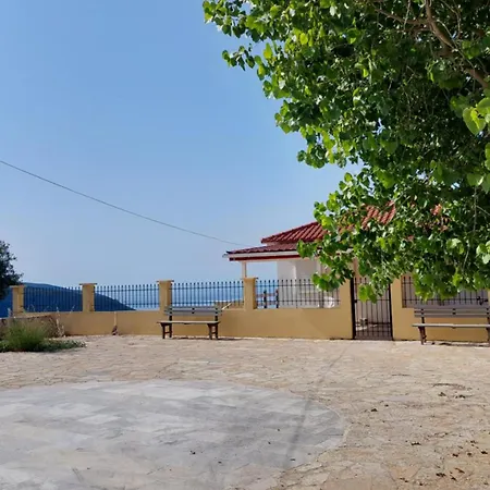 Azure Horizon Apartment, Kefalonia بيت للعطل Angon