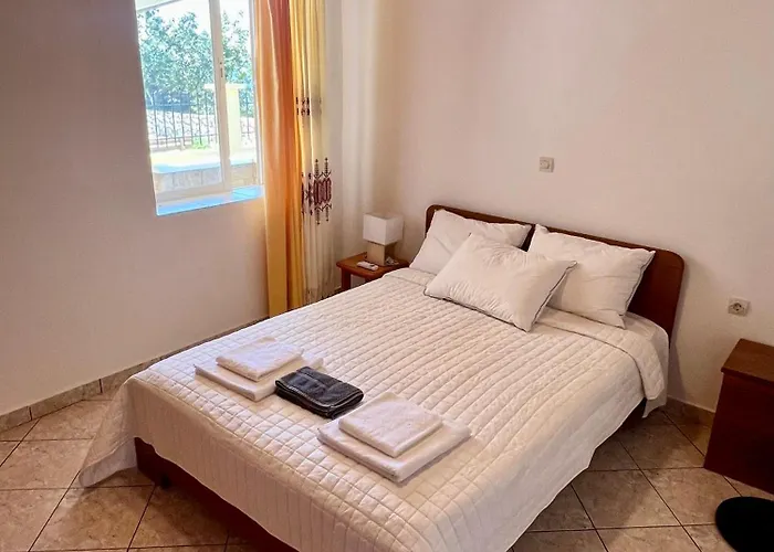 Azure Horizon Apartment, Kefalonia بيت للعطل *