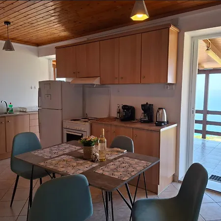 Azure Horizon - Panoramic Myrtos Sea View Apartment Feriehus