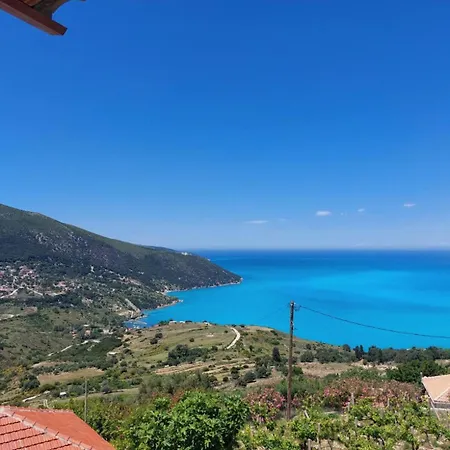 Azure Horizon - Panoramic Myrtos Sea View Ferienhaus *