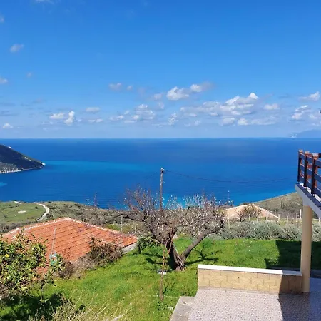 Azure Horizon - Panoramic Myrtos Sea View Apartment Feriehus
